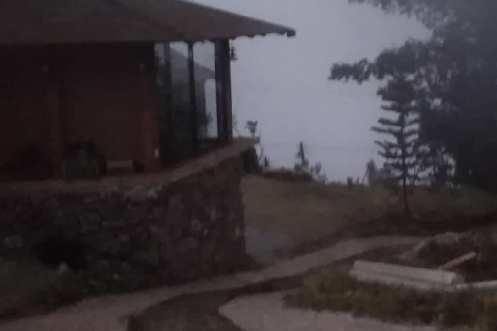 Cabana Con Banera Y Chimeneas En Puesta De Sol El Pacifico Bagian luar foto